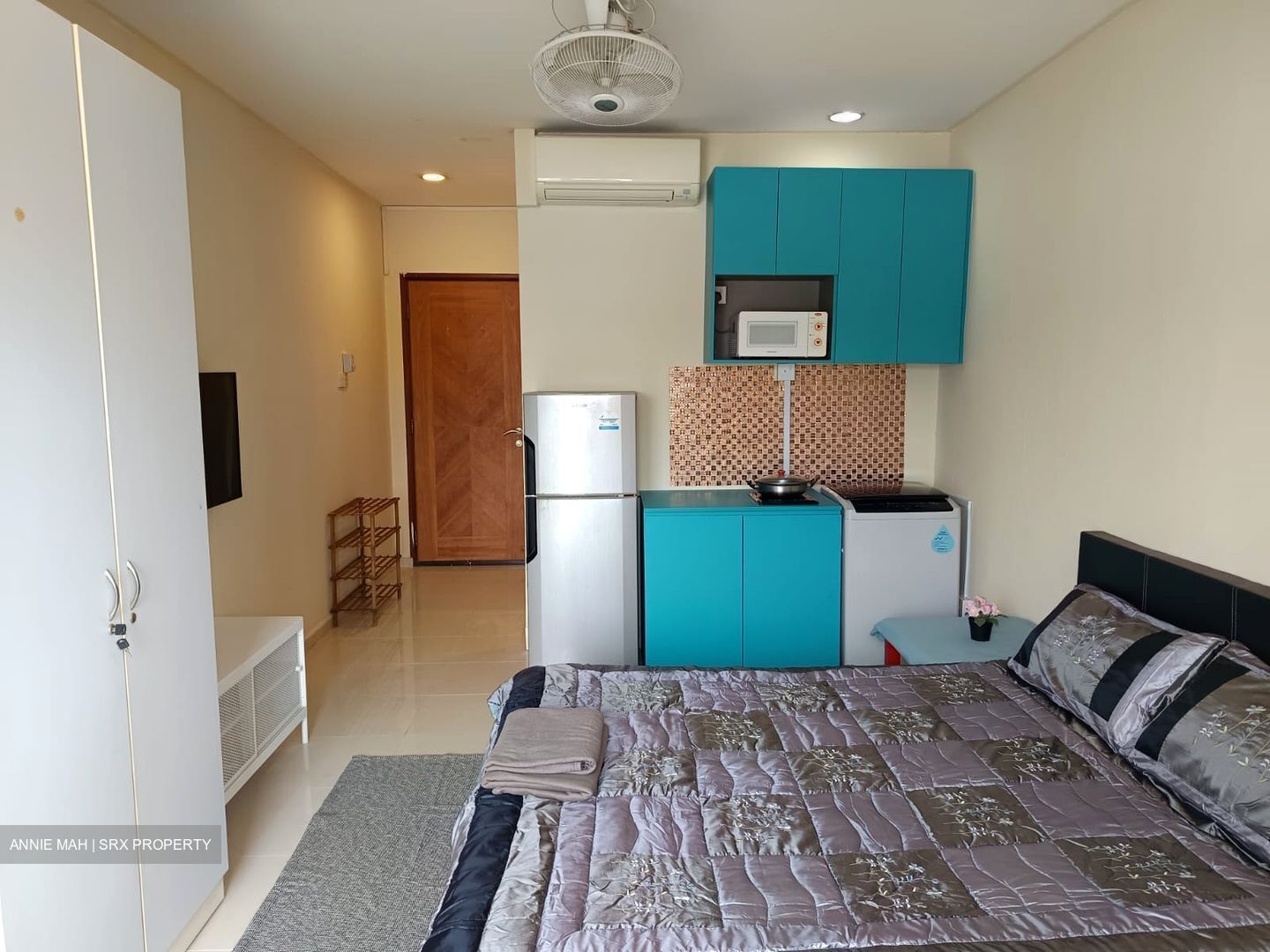 East Coast Road (D15), Apartment #517600181